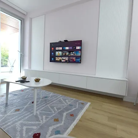 Apartment Liv Luxury Marina Bay Vlorë